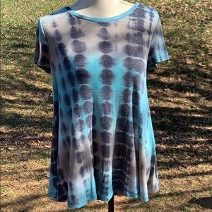 Blue tie dye top